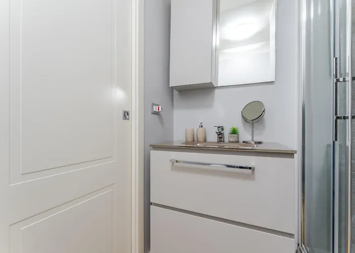 Archimede - Modern 1br Dateo M4 Apartment *